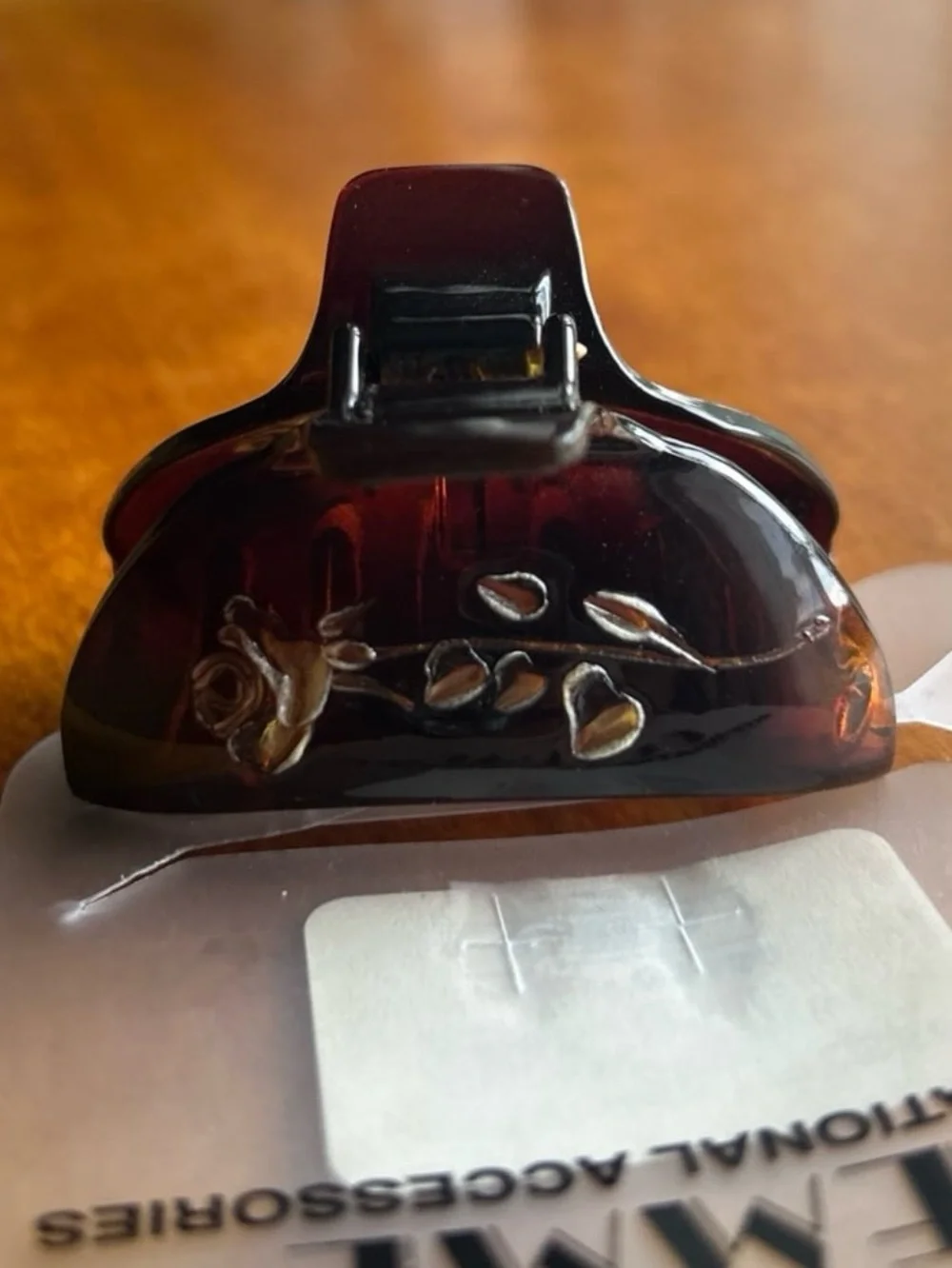 NWT Femme hair claw clip